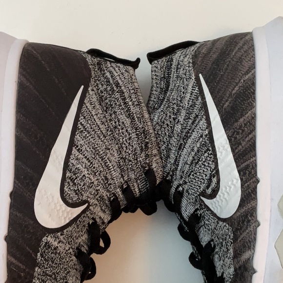 Nike Flyknit Chukka Golf Sneakers - Picture 7 of 10